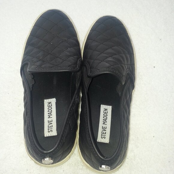 Steve Madden Black Quilt Casual Shoes Worn - Picture 3 of 8